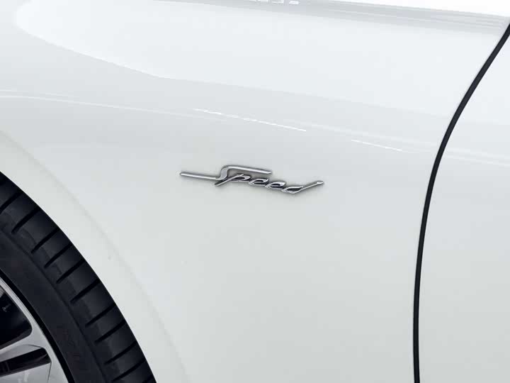 Bentley Continental GT Hybrid, 2025 — фото 7 из 9