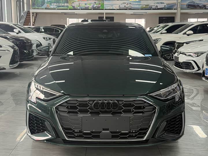 Audi A3, 2023 — фото 2 из 9