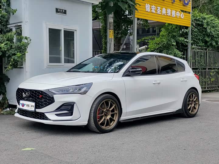 Ford Focus, 2022 — купить в Ульяновске под ключ