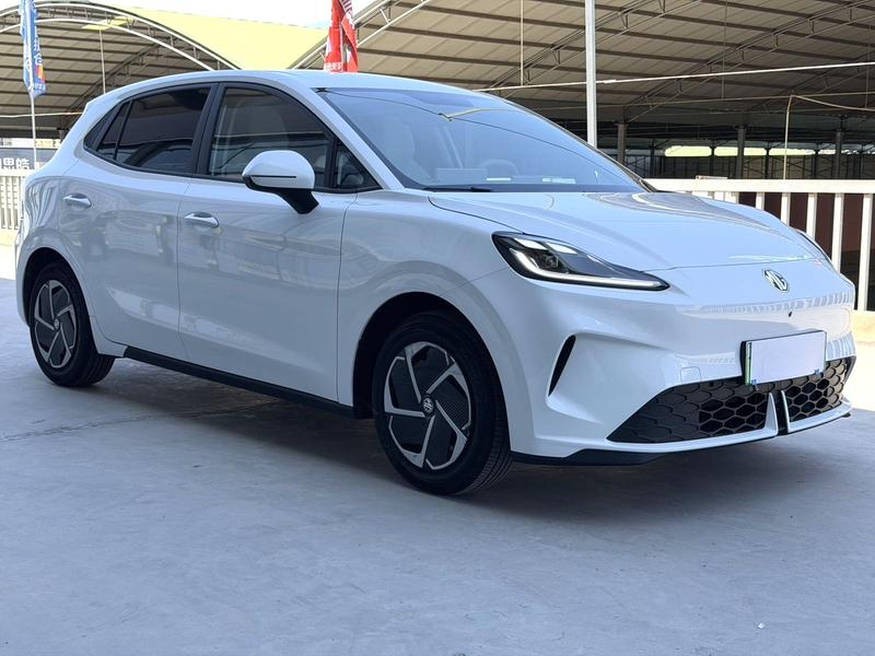 MG Motor 4 EV, 2025 — фото 3 из 10