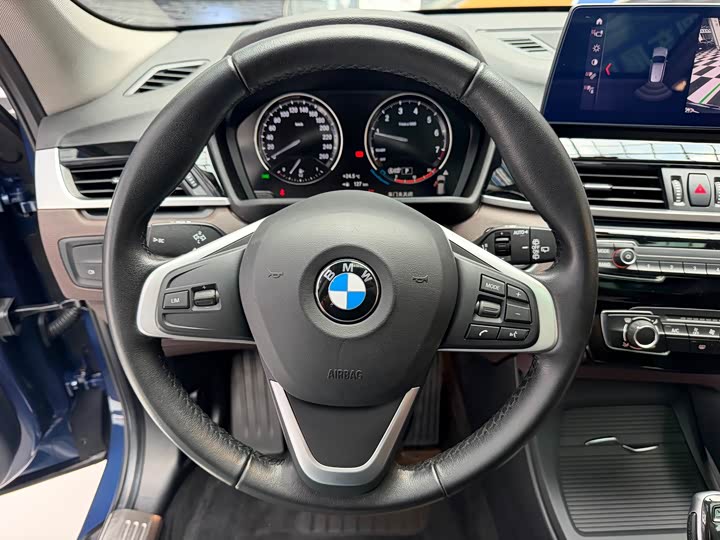 BMW X1, 2022 — фото 9 из 9