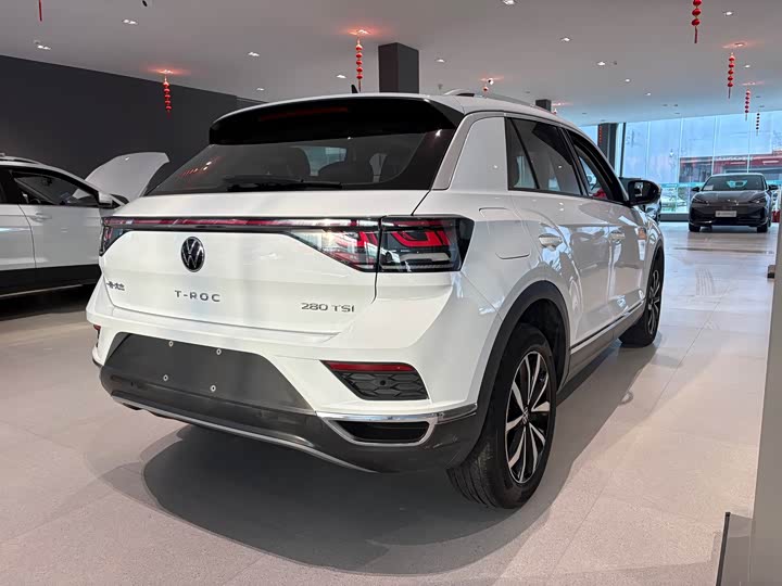 Volkswagen T-Roc, 2024 — фото 4 из 9