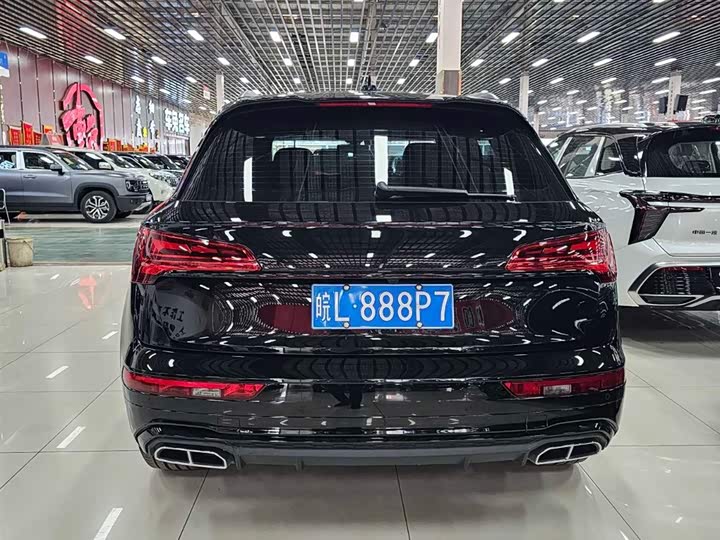 Audi Q5L, 2024 — фото 4 из 9
