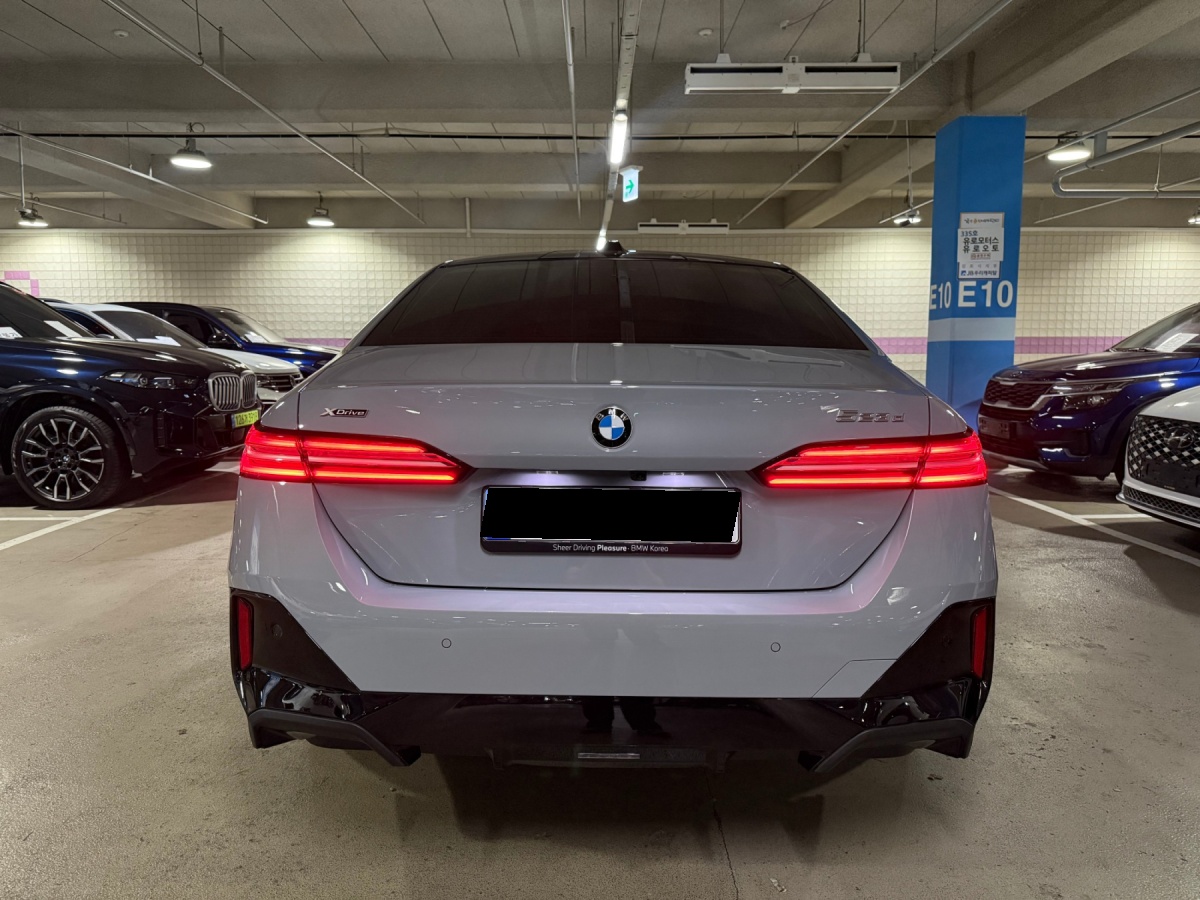 BMW 5 Series, 2025 — фото 4 из 12