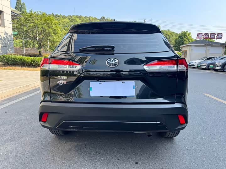 Toyota Corolla Cross, 2025 — фото 6 из 9