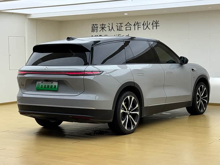 Nio ES8, 2023 — фото 6 из 9