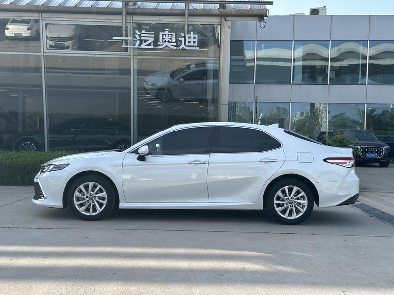 Toyota Camry, 2021 — фото 3 из 12