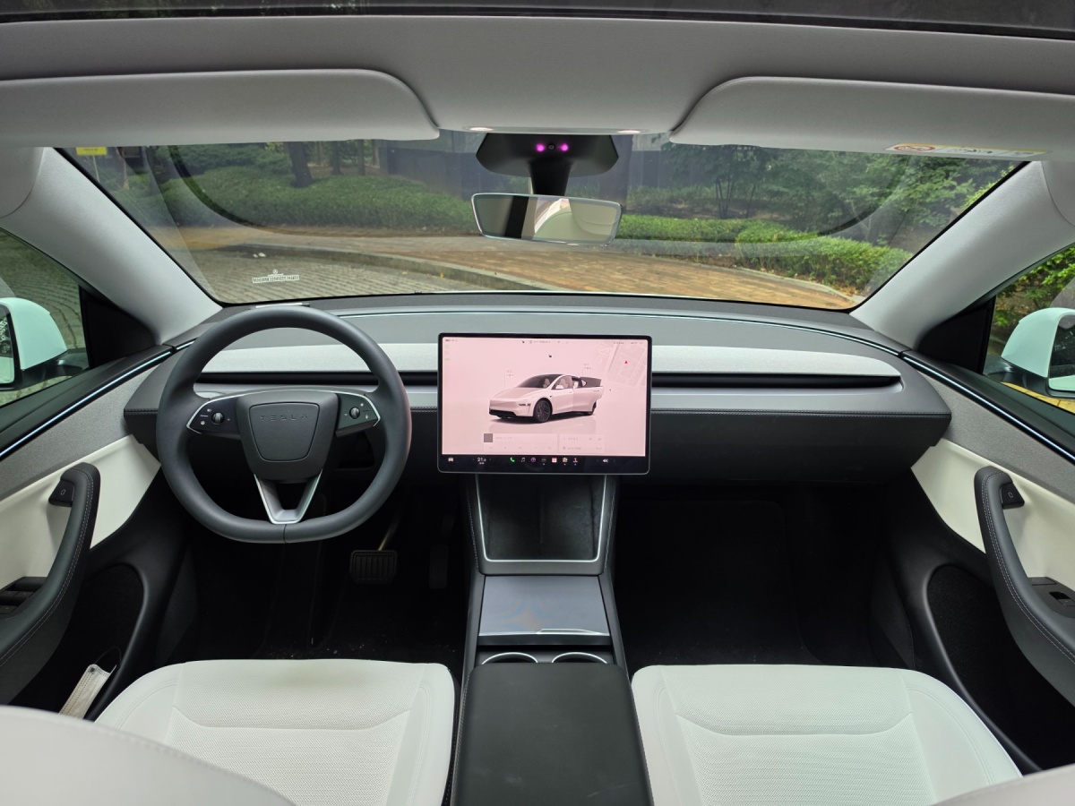 Tesla Model Y, 2025 — фото 7 из 12