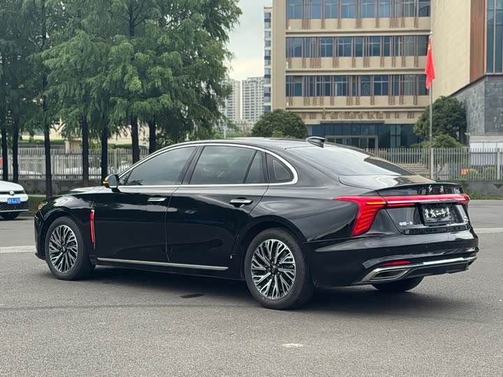 Hongqi H5, 2024 — фото 5 из 9