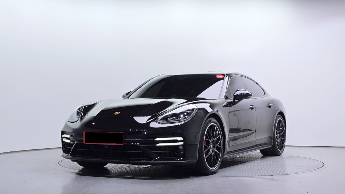 Porsche Panamera, 2022 — купить в Владимире под ключ