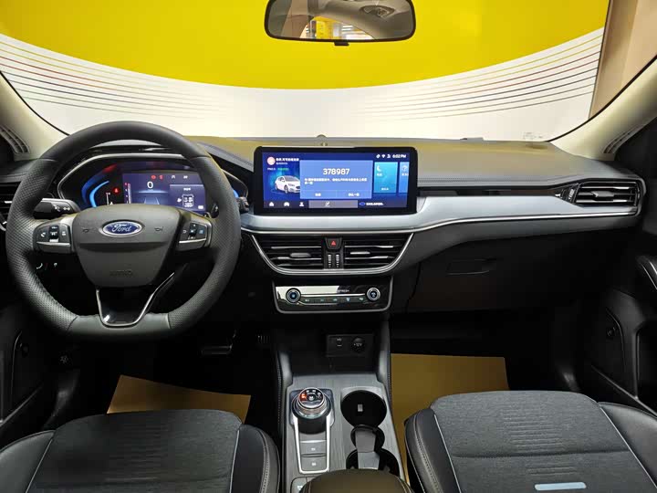 Ford Focus Active, 2021 — фото 8 из 9
