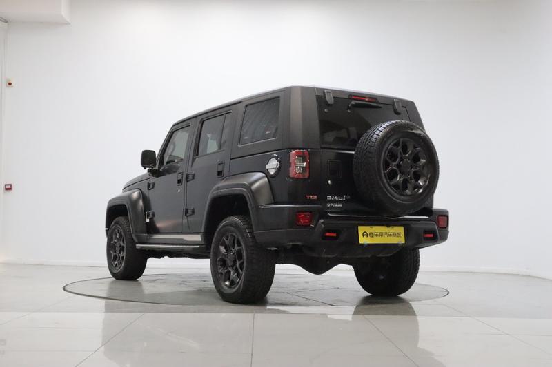 BAIC Beijing BJ40, 2024 — фото 5 из 12
