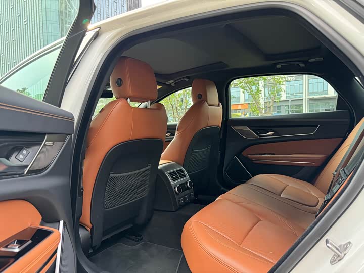 Jaguar XF L, 2024 — фото 7 из 9