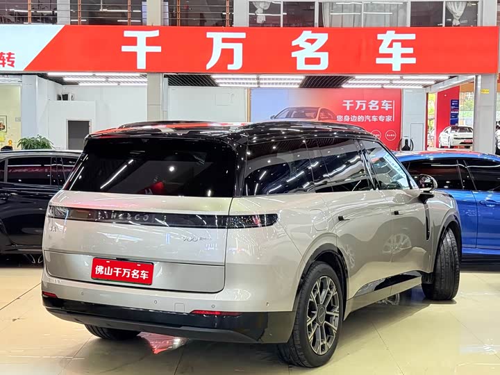 Lynk & Co 900, 2025 — фото 5 из 9