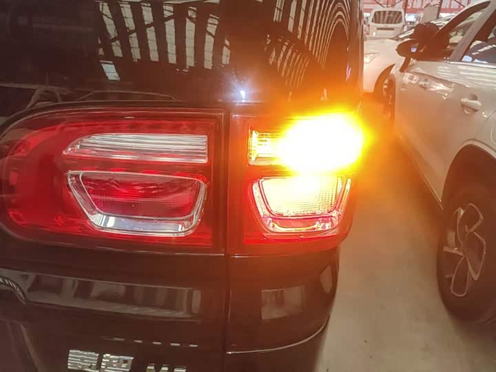 Dongfeng Forthing Lingzhi M5, 2022 — фото 8 из 9