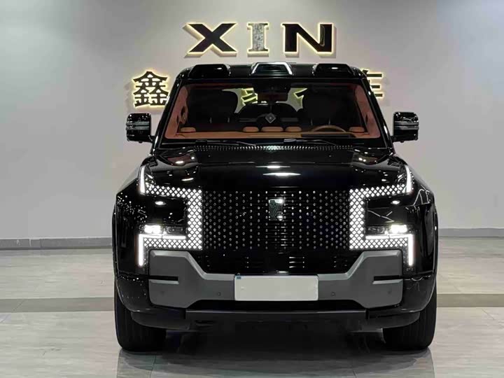 BYD Yangwang U8, 2026 — фото 2 из 9
