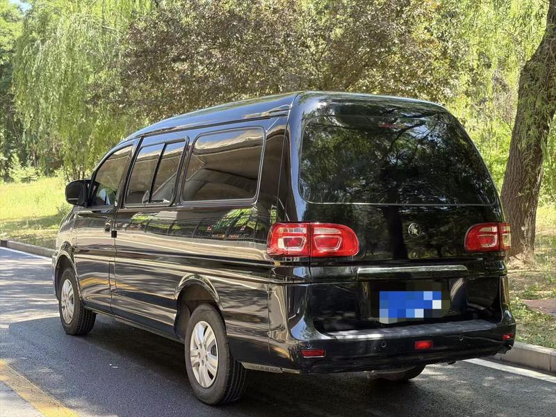 Dongfeng Forthing Lingzhi M5, 2023 — фото 4 из 12