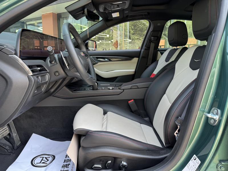 Cadillac CT5, 2025 — фото 9 из 12