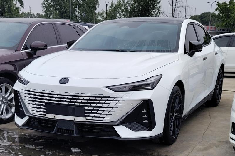 Changan UNI-V, 2023 — купить в Перми под ключ