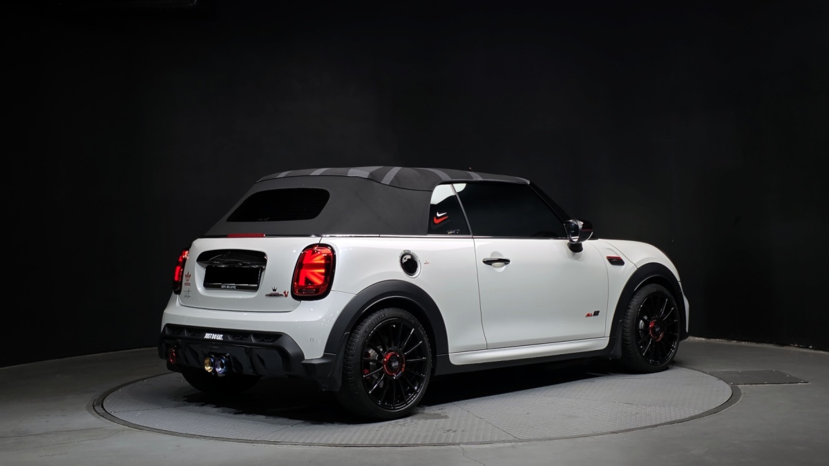 Mini Cooper Convertible, 2024 — фото 2 из 12