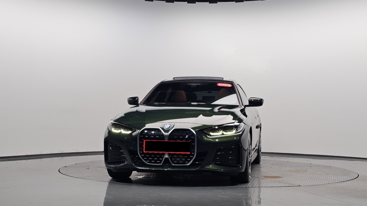 BMW i4, 2022 — фото 3 из 12