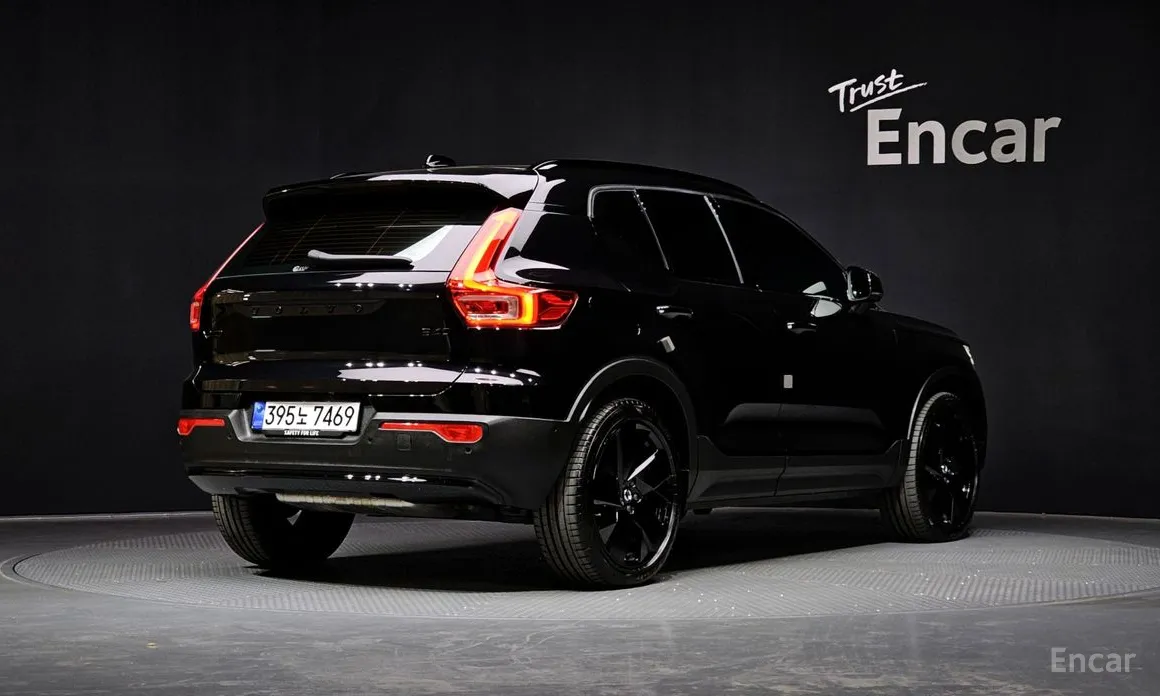 Volvo XC40, 2025 — фото 2 из 12