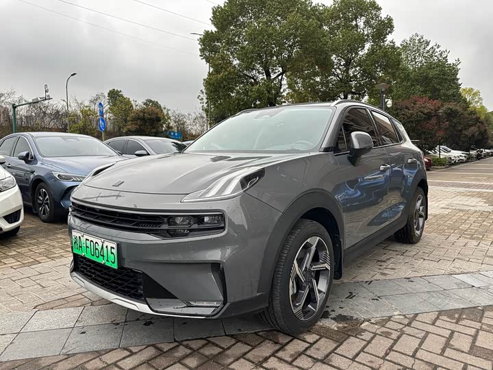 Lynk & Co 06 EM-P Hybrid, 2022 — купить в Орле под ключ