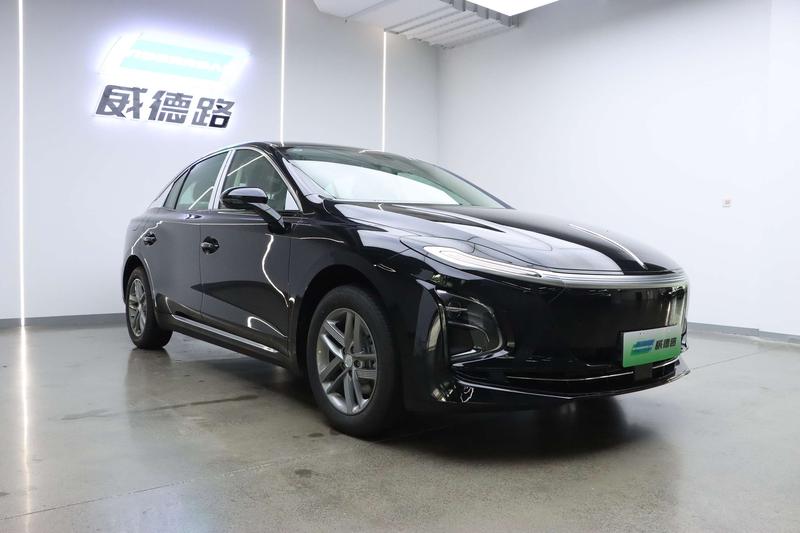 Hongqi E-QM5, 2026 — фото 3 из 12