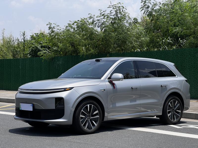 LiXiang L6, 2025 — купить в Москве под ключ