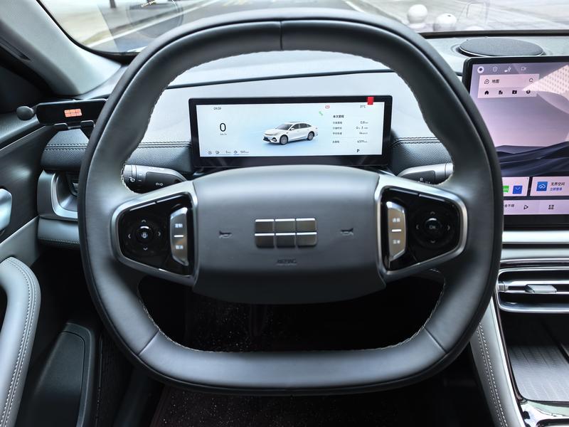 Geely Galaxy A7, 2025 — фото 7 из 10