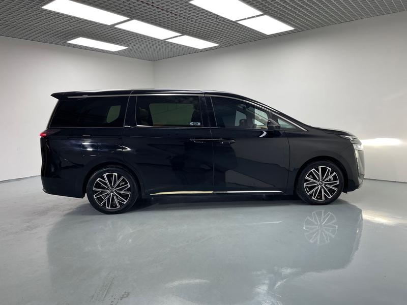 GAC Trumpchi E8, 2024 — фото 8 из 12