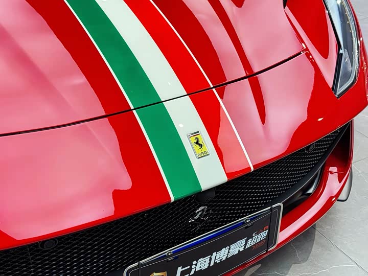 Ferrari 812, 2024 — фото 6 из 9