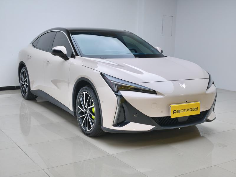 BAIC Arcfox Alpha S5, 2025 — фото 3 из 12