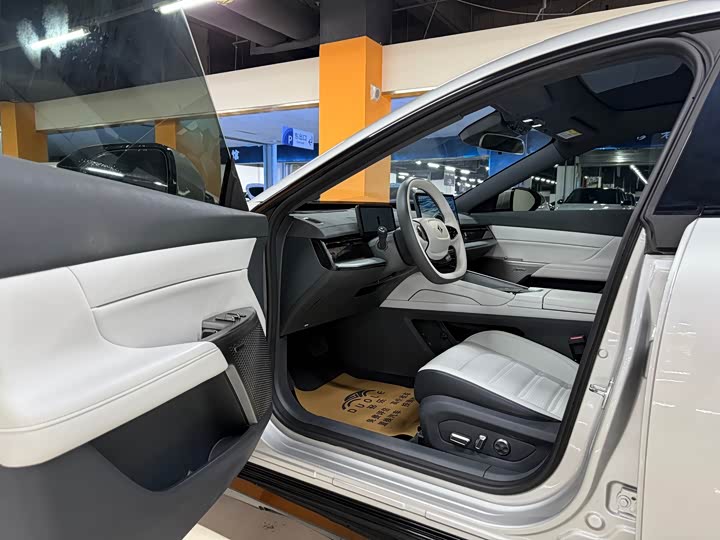 Dongfeng Yipai eπ 007, 2024 — фото 5 из 9