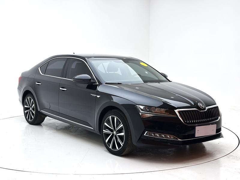 Skoda Superb, 2023 — фото 3 из 12