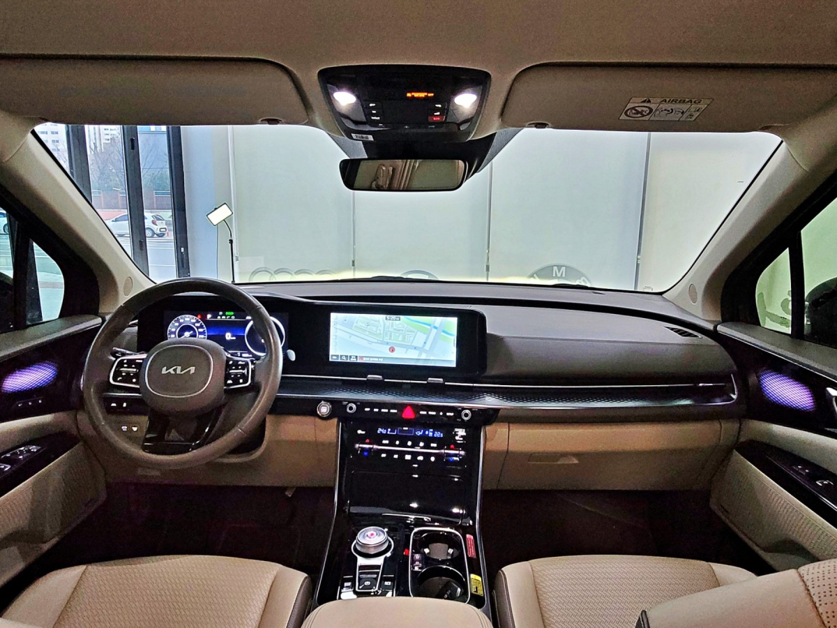 Kia Carnival, 2022 — фото 9 из 12