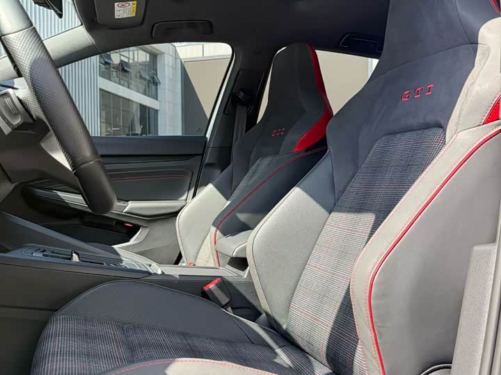 Volkswagen Golf GTI, 2023 — фото 6 из 9