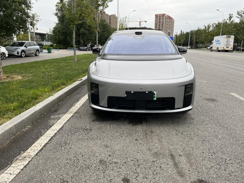 LiXiang i8, 2025 — фото 2 из 12
