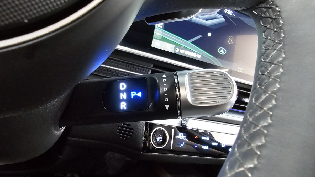 Hyundai Ioniq 6, 2022 — фото 8 из 12