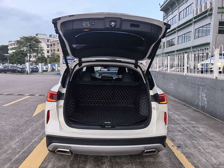 Infiniti QX50, 2022 — фото 9 из 9