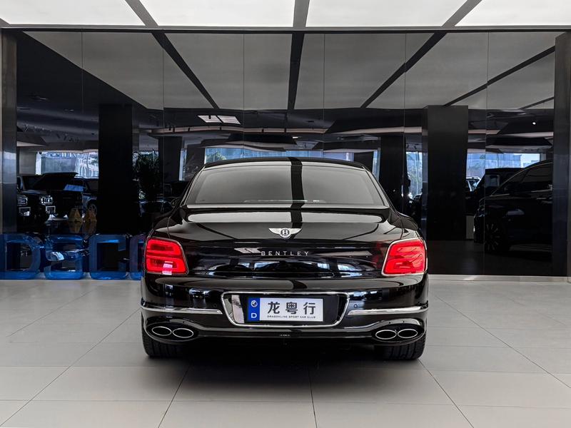Bentley Flying Spur, 2024 — фото 5 из 12