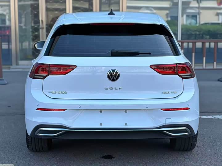 Volkswagen Golf, 2022 — фото 8 из 9