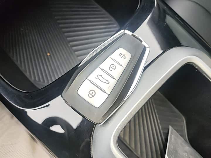 Geely Geometry E Firefly, 2023 — фото 9 из 9