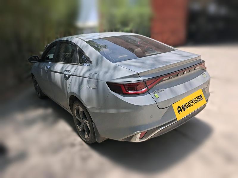 Geely Emgrand L Hi·P Hybrid, 2023 — фото 6 из 12