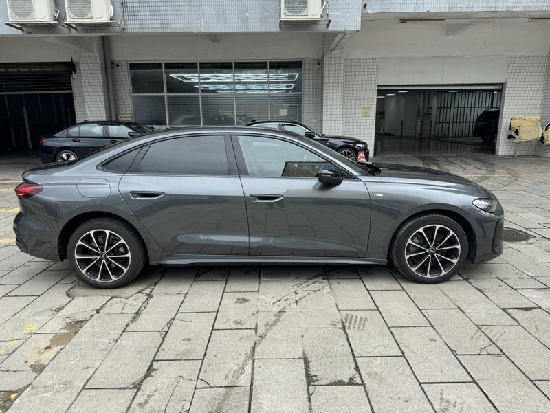 Audi A5L, 2025 — фото 7 из 11