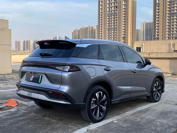 BYD Sea Lion 05 DM-i Hybrid, 2025 — фото 5 из 9