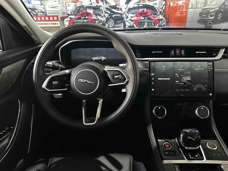 Jaguar XF L, 2021 — фото 10 из 12