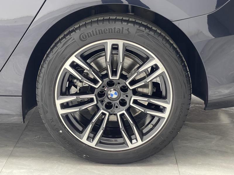 BMW 5 Series, 2024 — фото 11 из 12
