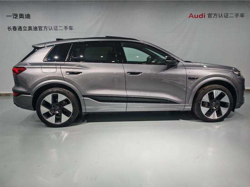 Audi Q6L e-tron, 2025 — фото 5 из 11