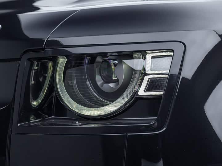 Land Rover Defender, 2023 — фото 8 из 9